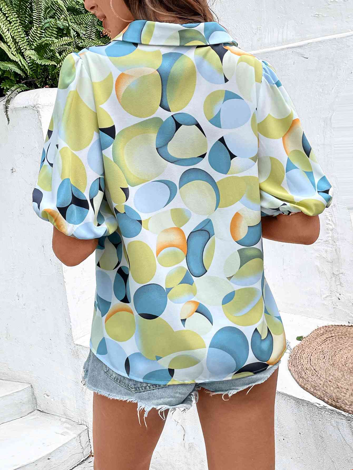 Printed Short Puff Sleeve Shirt